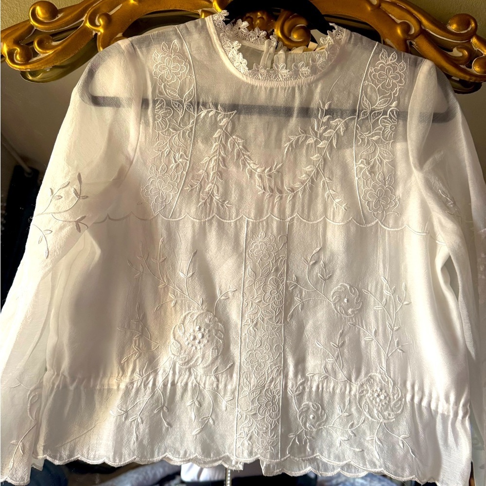 Chic White Floral Women's Blouse